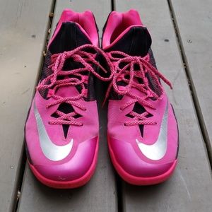 Nike run the one breast cancer sneakers